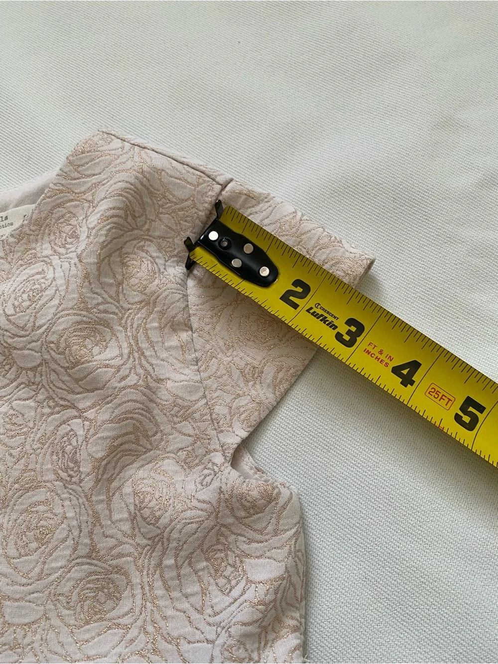 ZARA KIDS GIRLS 7  TAN PLEATED  CAP SLEEVE DRESS
